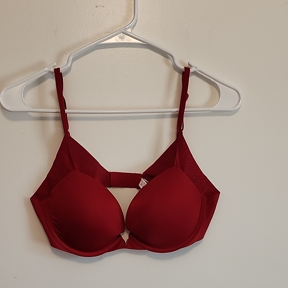 Victoria's Secret Bold Red Bra Push-up.